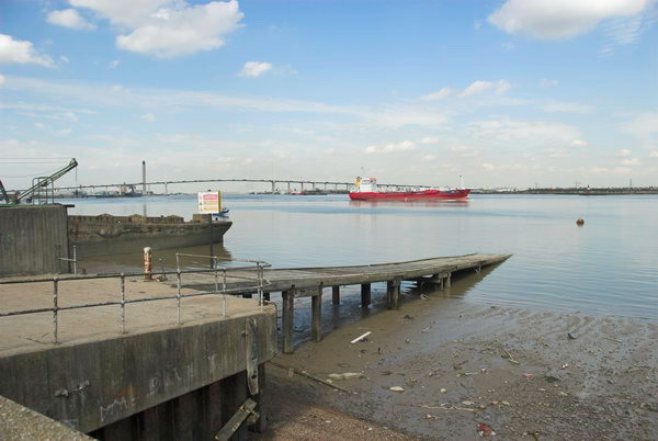 Greenhithe + Swanscombe Marshes &copy; 2006, Peter Marshall
