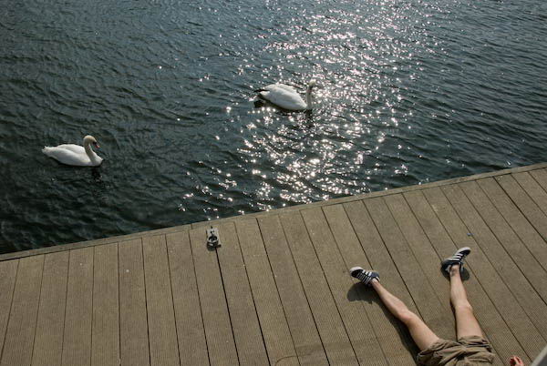 Staines &copy; 2007, Peter Marshall